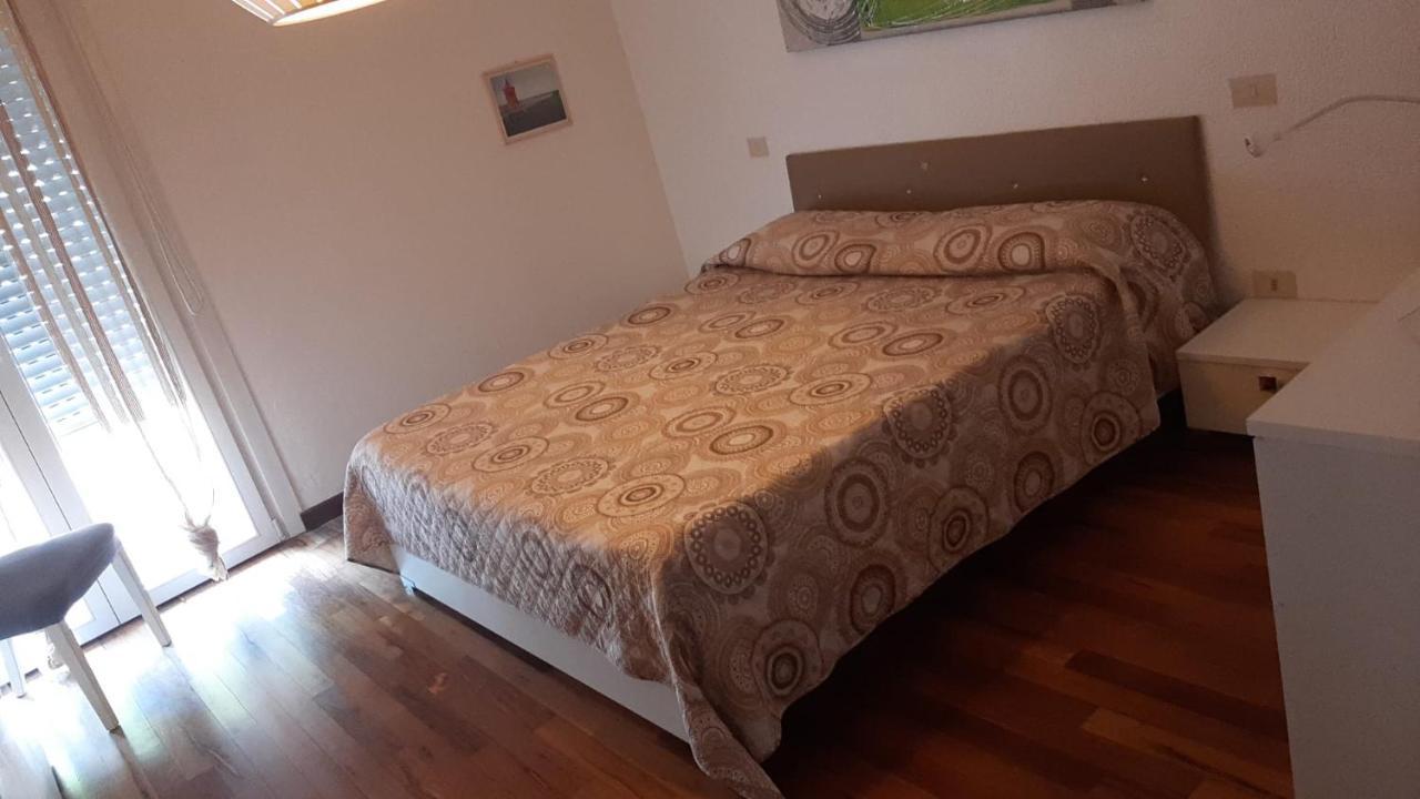 Appartamento Elegance Lignano Sabbiadoro Eksteriør bilde