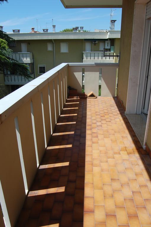 Appartamento Elegance Lignano Sabbiadoro Eksteriør bilde